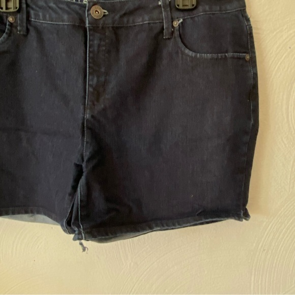 Fall Creek Blue Jean Shorts Size 16 Women’s Button Fly Zip - Picture 2 of 7